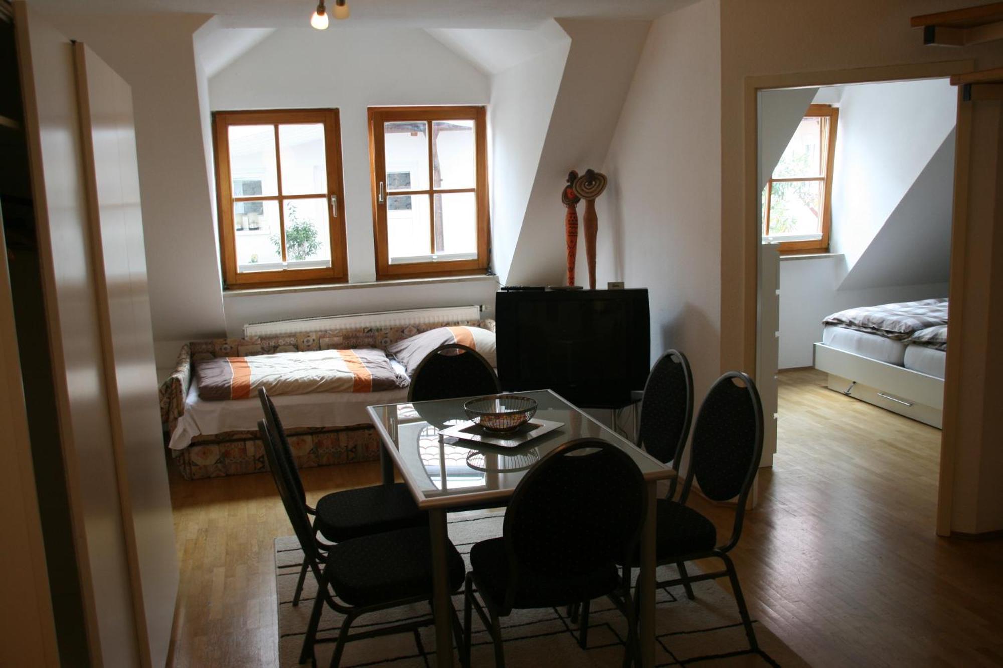 Wendlers Ferienwohnungen #1 #4 #5 #6 Behringersdorf Bilik gambar